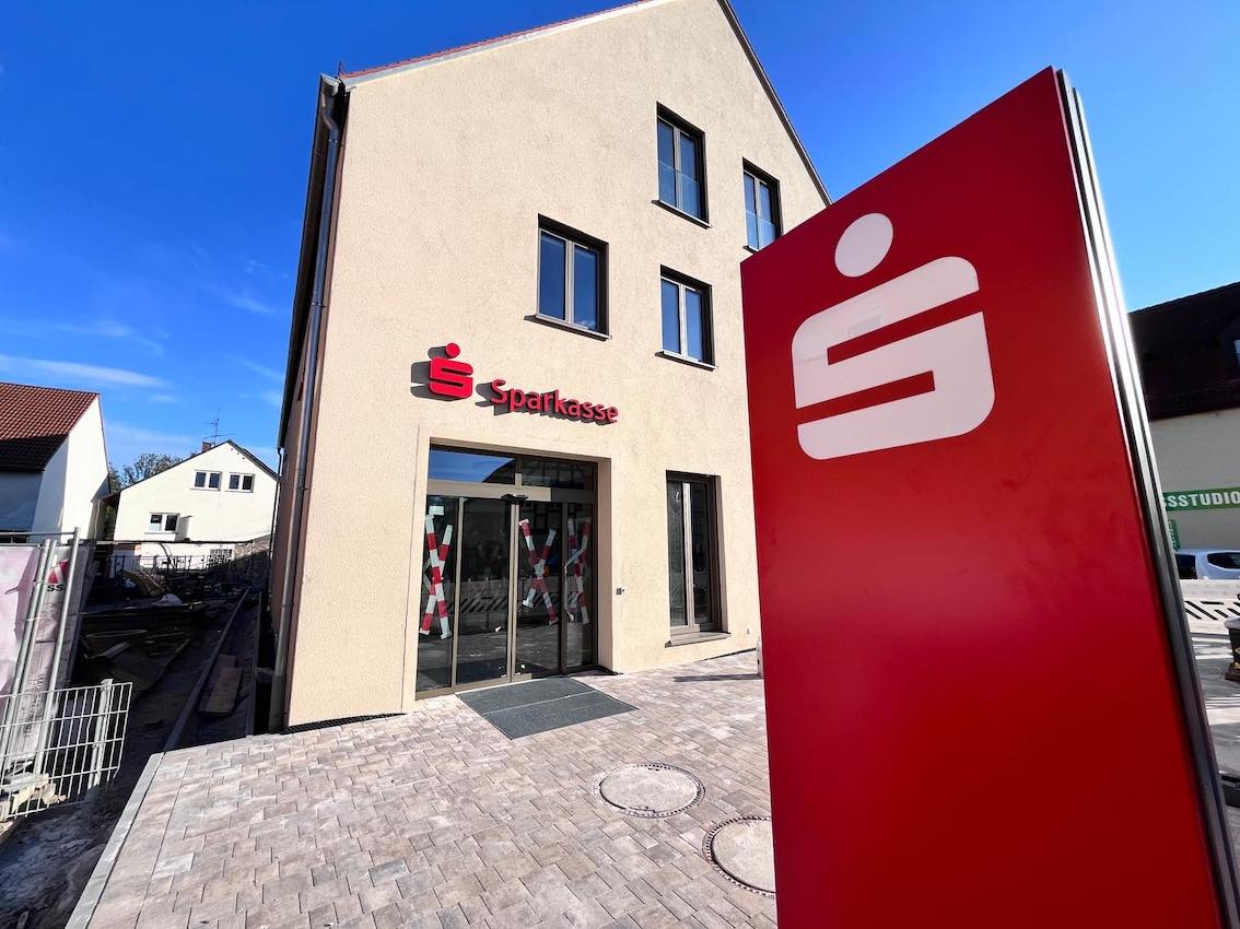 Sparkasse Werbepylon